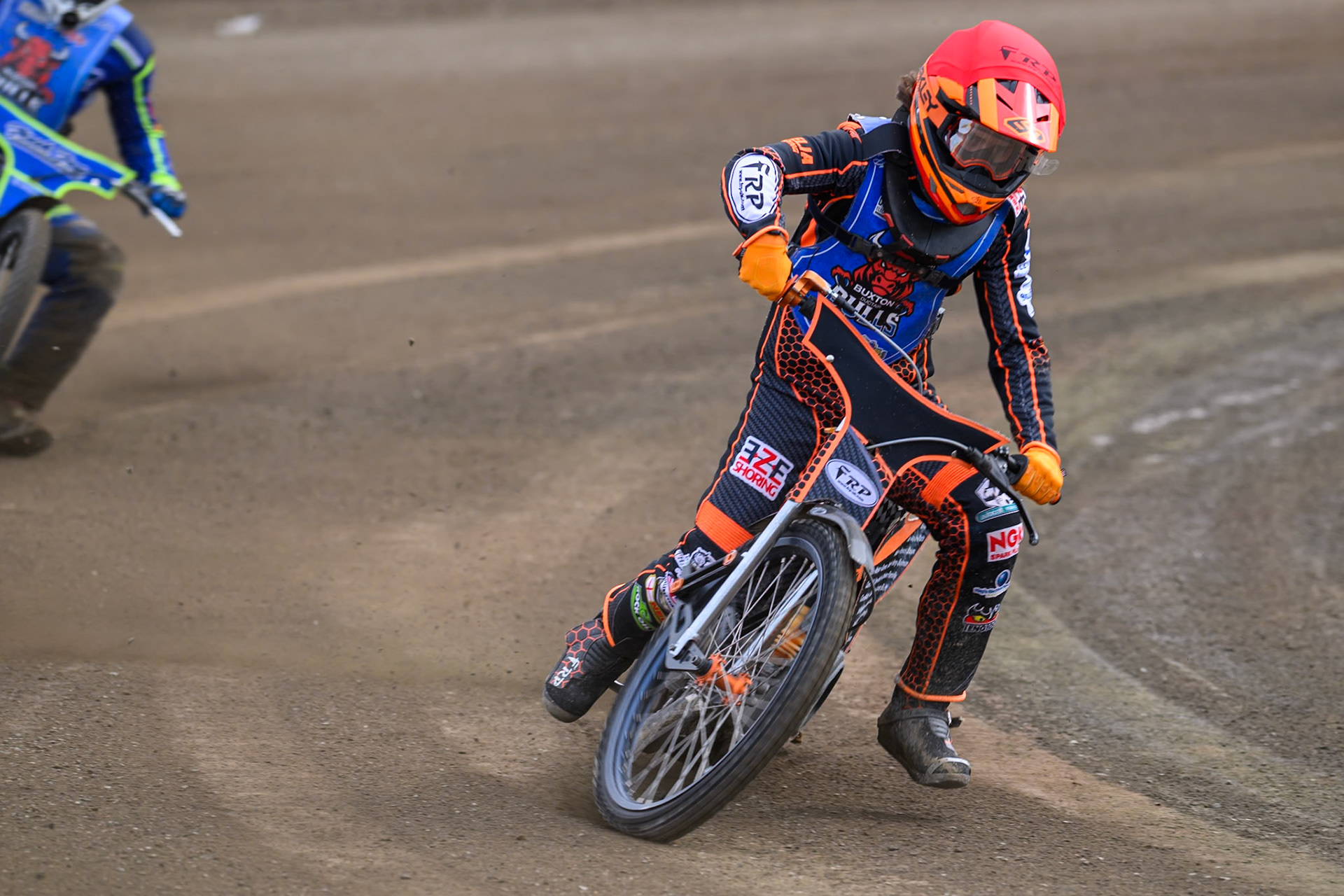 Jack Smith of Buxton Bulls gets out os shape whilst leading  team mate Arran Butcher of Buxton Bulls during the WSRA National Development League match  between Buxton Bulls and Middlesborough Tigers at Hi-Edge Speedway, Buxton on Sunday 16th August 2026. (Photo: Ian Charles | MI News)