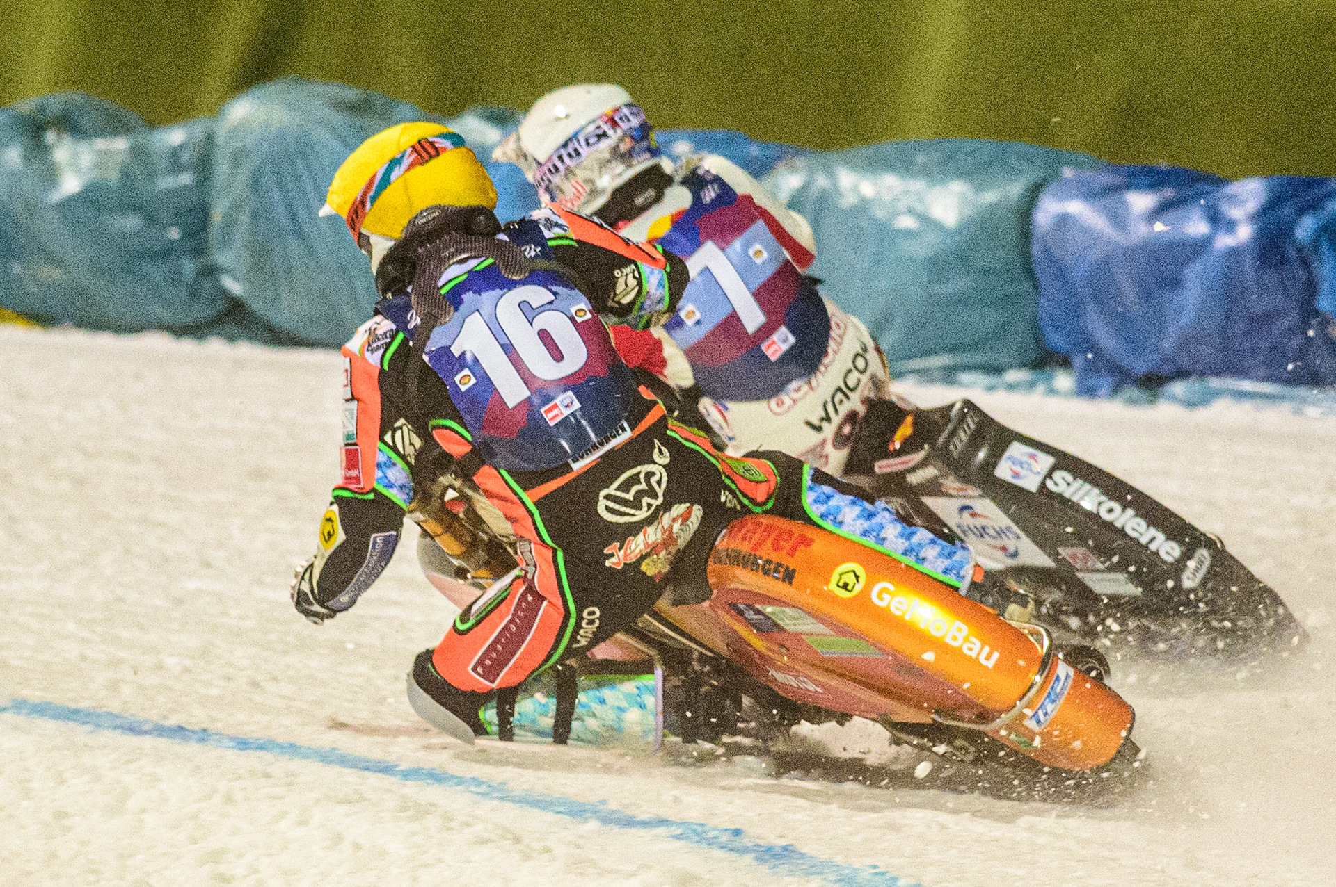 Markus Jell (Yellow) inside Franz Zorn (White) during the German Individual Ice Speedway Championship at Horst-Dohm-Eisstadion, Berlin on Friday 3rd March 2023. (Photo: Ian Charles | MI News)