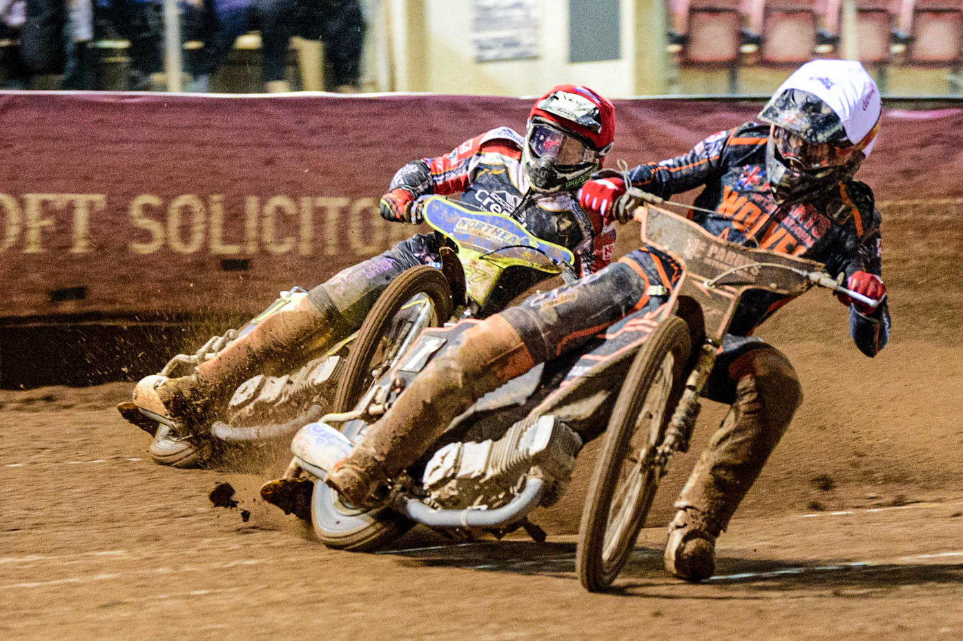 Sam Masters (White) leads Chris Harris (Red)  during the Grant Henderson Pairs at the National Speedway Stadium, Manchester on Thursday 27th October 2022. (Credit: Ian Charles | MI NEWS)