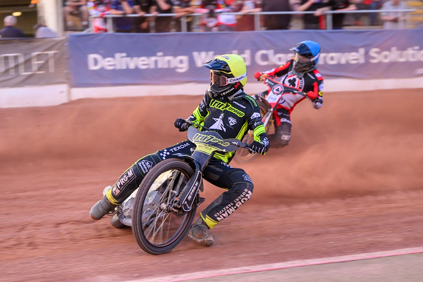 Tobiasz Musielak of Ipswich Witches in Yellow leading Norick Blödorn of Belle Vue Aces in Blue during the Rowe Motor Oil Premiership match between Belle Vue Aces and Ipswich Witches at the National Speedway Stadium, Manchester on Saturday 20th June 2026. (Photo: Ian Charles | MI News)