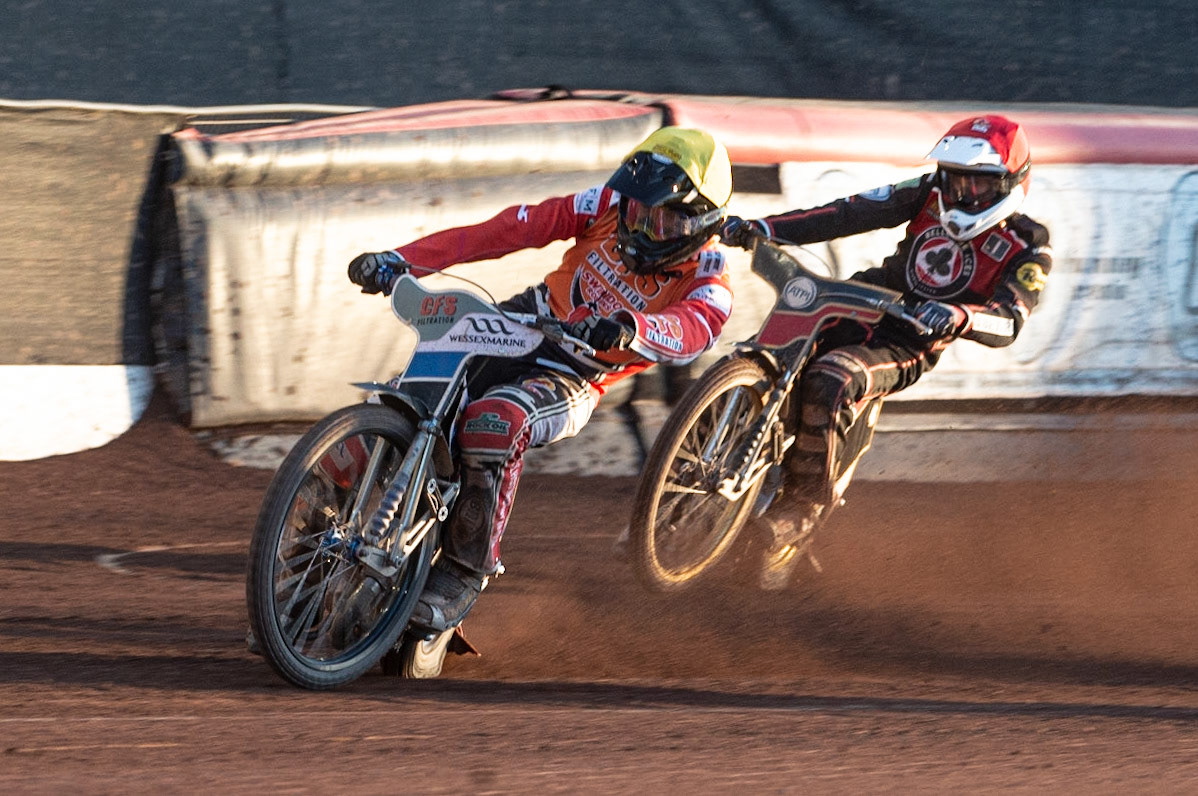 Photo: Ian Charles

Adam Ellis  (Yellow) leads Max Fricke  (Red)

Belle Vue Aces v Swindon Robins, British Speedway Premiership, Belle Vue National Speedway Stadium, Manchester, Monday 20  May  2019