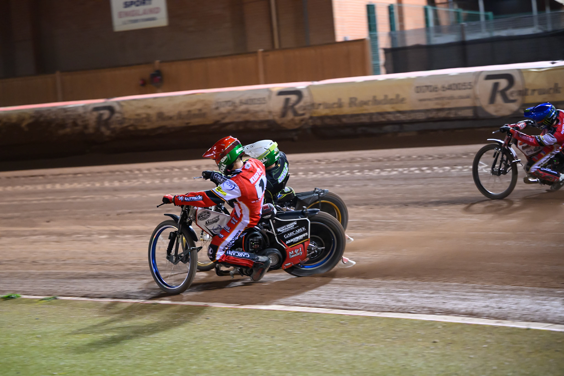 Brady Kurtz of Belle Vue Aces  in Red rides inside Jason Doyle of Ipswich Witches  in White during the Rowe Motor Oil Premiership Play Off Semi Final 1 (1st Leg)  between Belle Vue Aces and Ipswich Witches at the National Speedway Stadium, Manchester on Monday 8th September 2025. (Photo: Ian Charles | MI News)