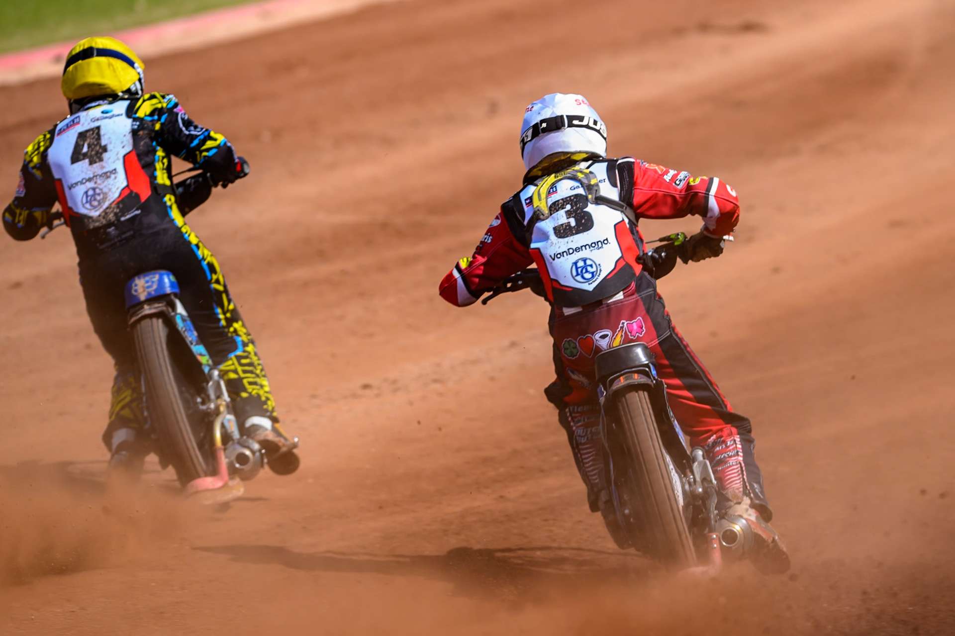 Stene Pijper of Middlesborough Tigers  in White chases team mate Jamie Halder in Yellow during the WSRA National Development League match between Belle Vue Colts and Middlesbrough Tigers at the National Speedway Stadium, Manchester on Sunday 10th August 2025. (Photo: Mark Fletcher | MI News)