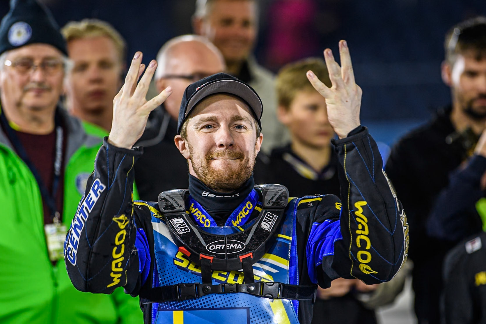 It’s my 4th title in a row! Martin Haarahiltunen (199) of Sweden celebrates during the FIM Ice Speedway Gladiators World Championship, Final 4 at the Ice Stadium, Thialf, Heerenveen on Sunday 6th April 2025. (Photo: Ian Charles | MI News)
