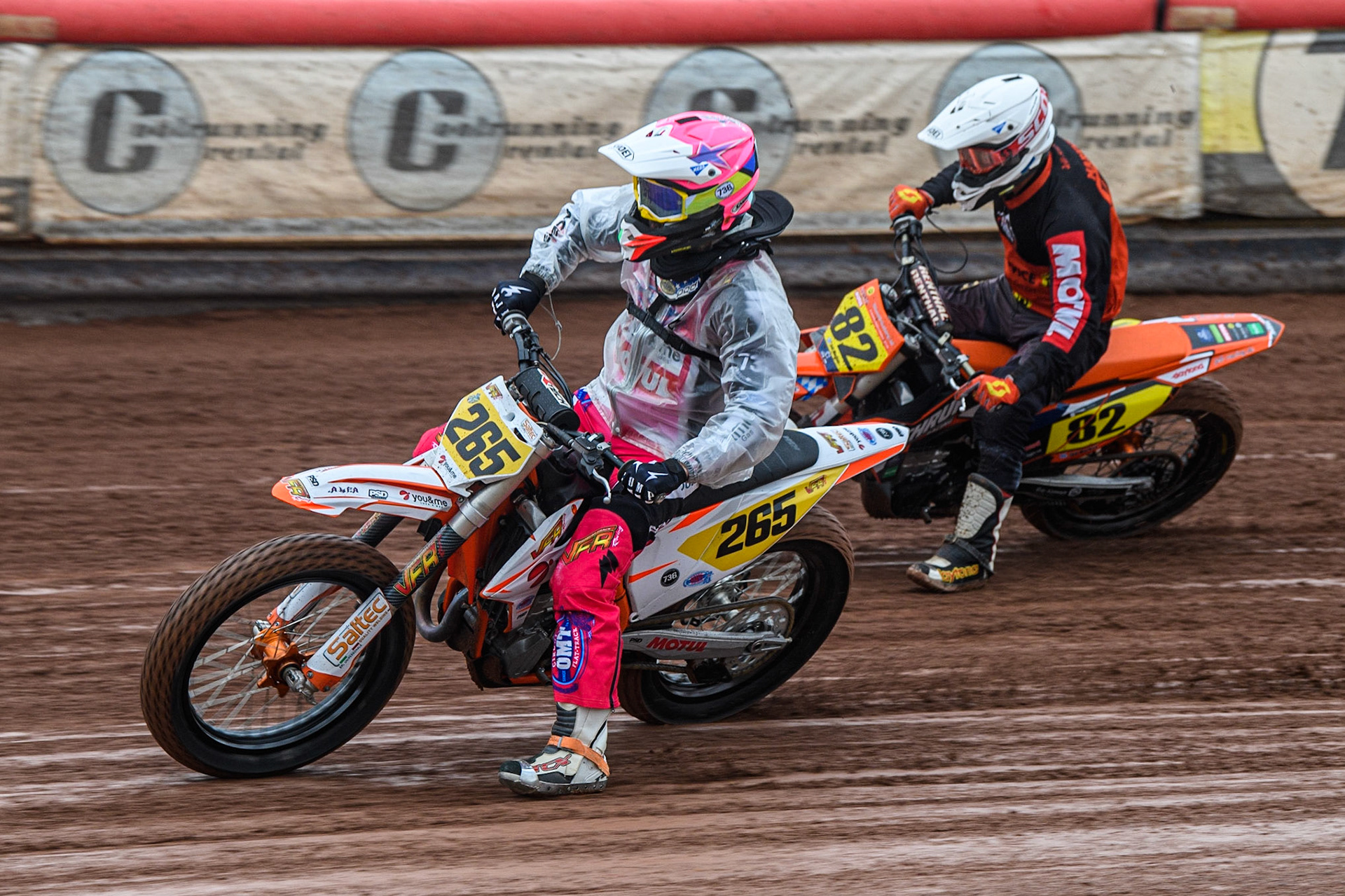 Marco Troiano (265) from Italy leads Markus Jell (82) from Germany during practice for the FIM World Flat Track Championship Round 1 at the National Speedway Stadium, Manchester on Saturday 5th August 2023. (Photo: Ian Charles | MI News)