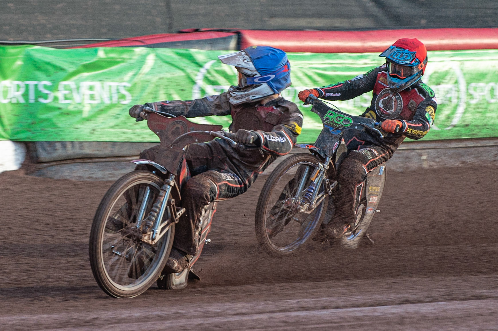 Photo by Ian Charles:

Jaimon Lidsey  (Blue) leads Dimitri Berge  (Red)

Belle Vue Aces v Peterborough Panthers, British Speedway Premiership, National Speedway Stadium, Manchester, Thursday, 13, June, 2019
