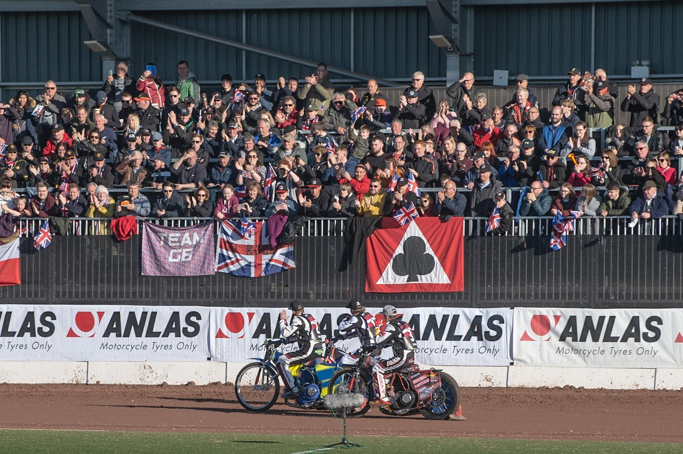Photo: Ian Charles

Crowd

Monster Energy FIM Speedway Of Nations, Race Off 2, Belle Vue National Speedway Stadium, Manchester 7 May  2019