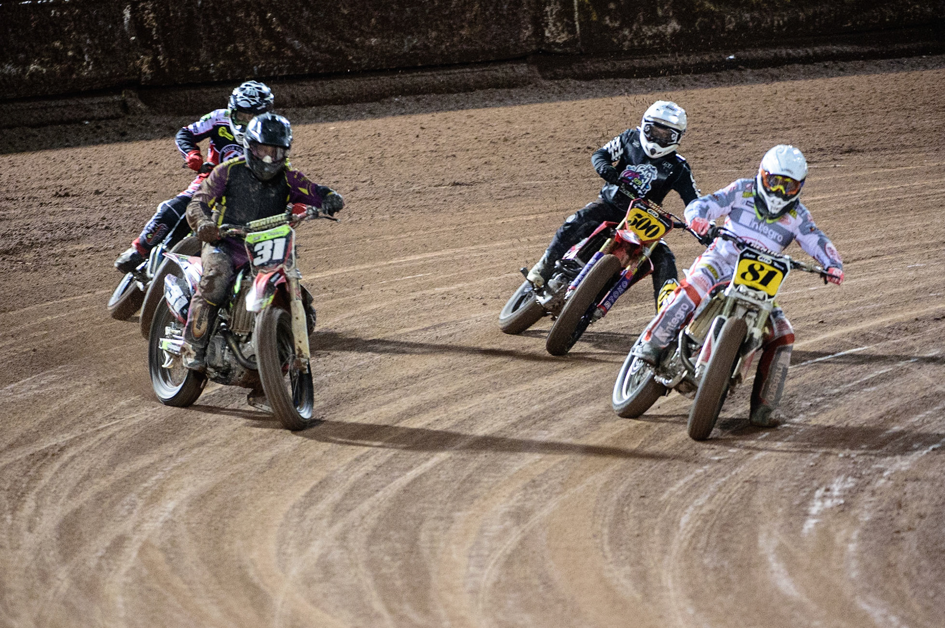 MANCHESTER, UK. OCT 30TH   Paul Cooper (31) gets out of shape outside Mike Goodfellow (81)  during the Manchester Masters Sidecar Speedway and Flat Track Racing at the National Speedway Stadium, Manchester on Saturday 30th October 2021. (Credit: Ian Charles | MI News)