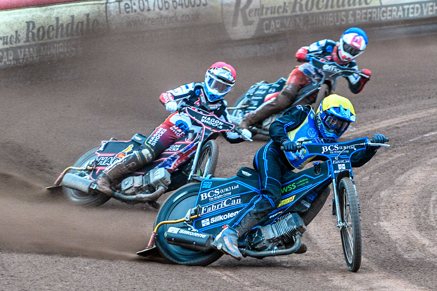 Ashton Boughen (Yellow) leads Sam Hagon (Red) and Freddy Hodder (Blue) during the National Development League match between Belle Vue Colts and Edinburgh Monarchs Academy at the National Speedway Stadium, Manchester on Friday 21st July 2023. (Photo: Ian Charles | MI News)