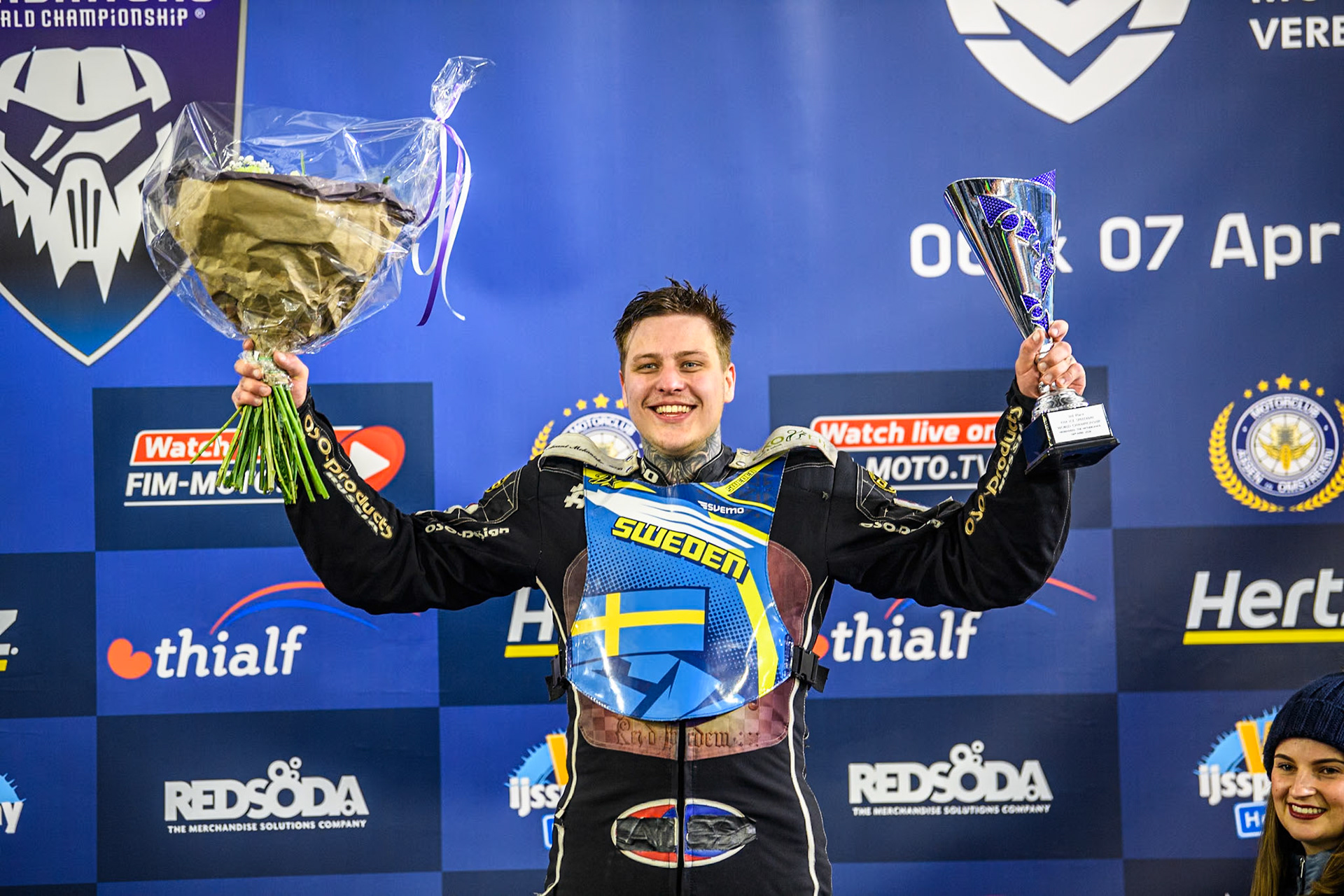 Sweden"s Jimmy Olsén (81) finishes third in the Grand Final during the FIM Ice Speedway Gladiators World Championship Final 3 at Ice Rink Thialf, Heerenveen on Saturday 6th April 2024. (Photo: Ian Charles | MI News)