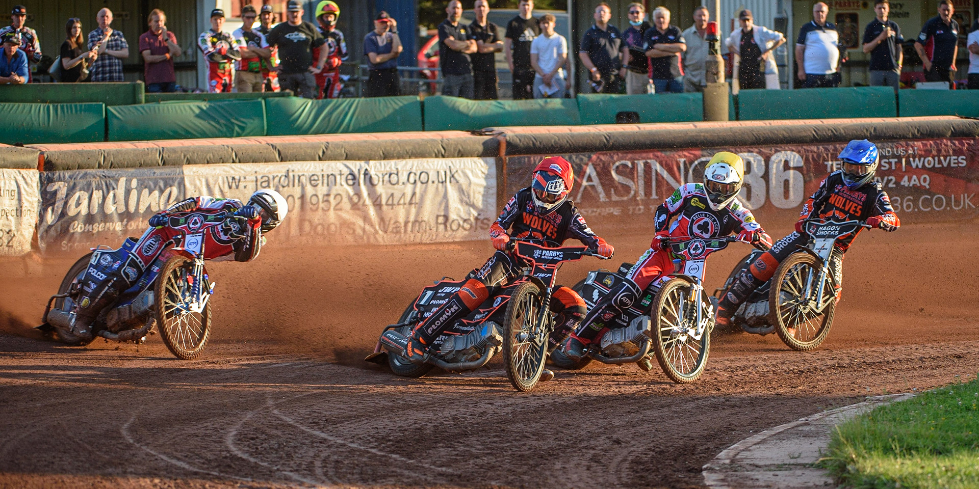 WOLVERHAMPTON, UK. JULY 26TH Sam Masters (Red) leads Brady Kurtz  (White), Richie Worrall  (Yellow) and Broc Nicol  (Blue)  during the SGB Premiership match between Wolverhampton Wolves and Belle Vue Aces at the Ladbroke Stadium, Wolverhampton on Monday 26th July 2021. (Credit: Ian Charles | MI News)