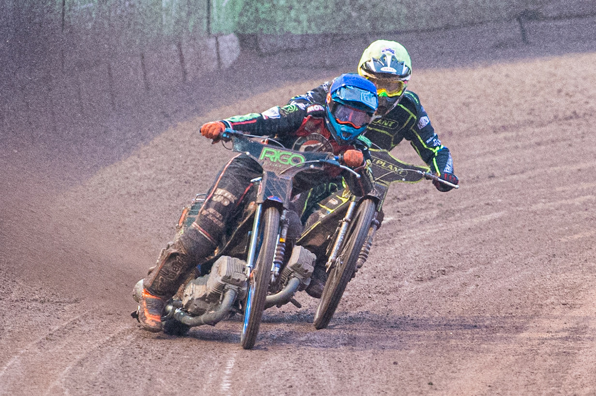 Photo by Ian Charles

Dimitri Bergé  (Blue) cuts across Jake Allen  (Yellow)


Belle Vue Aces v Ipswich Witches, British Speedway Premiership, Belle Vue National Speedway Stadium, Manchester, Monday 8  July  2019