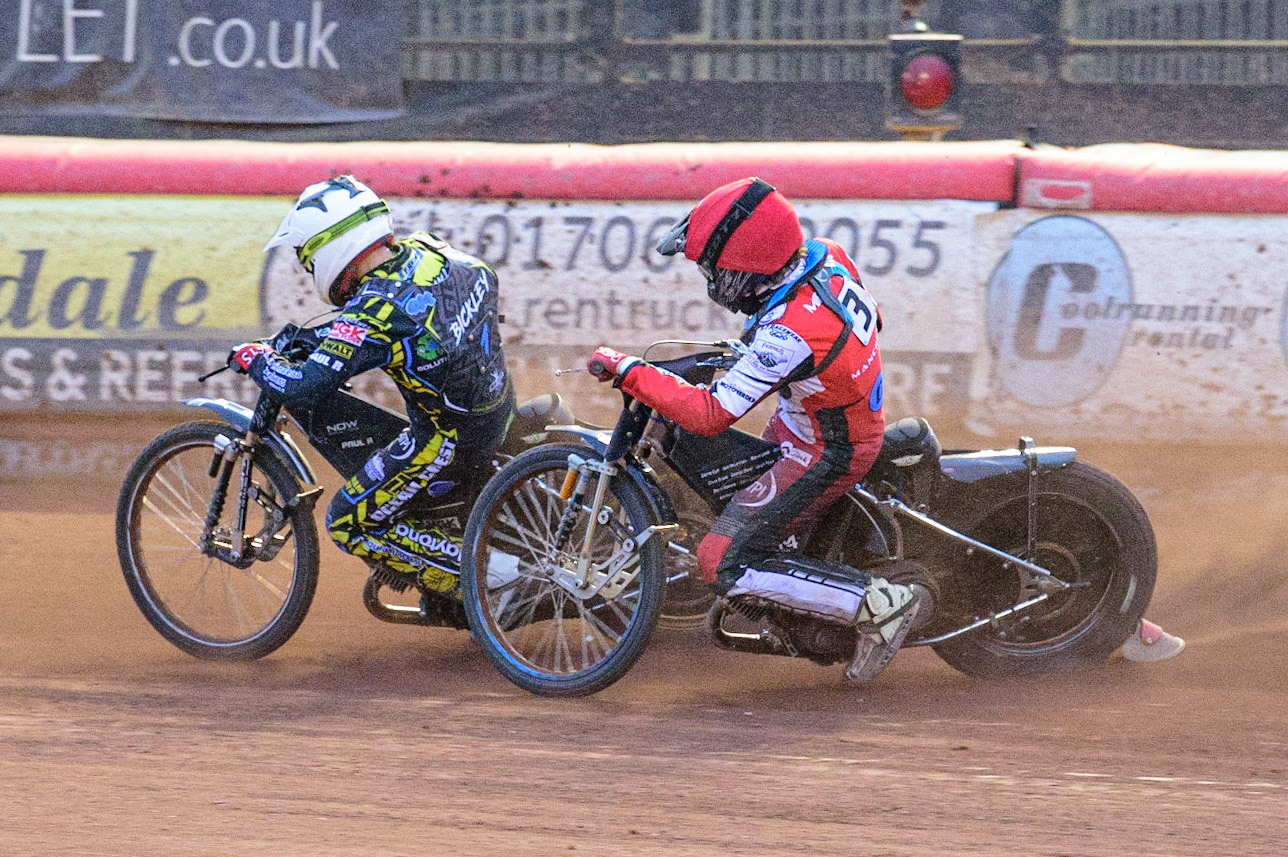 MANCHESTER, UK. JUN 24TH  Kyle Bickley  (White) leads’ Harry McGurk  (Red) during the National Development League match between Belle Vue Colts and Berwick Bullets at the National Speedway Stadium, Manchester on Friday 24th June 2022. (Credit: Ian Charles | MI News)