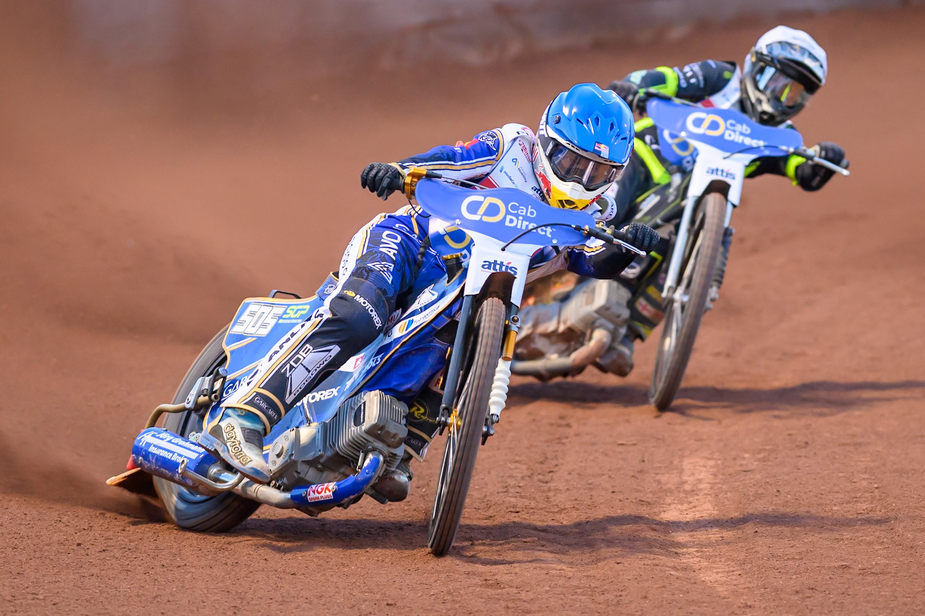Robert Lambert (4) in Blue leading Danny King (10) in White during the Cab Direct British Speedway Championship Final at the National Speedway Stadium, Manchester on Saturday 15th August 2026. (Photo: Ian Charles | MI News)