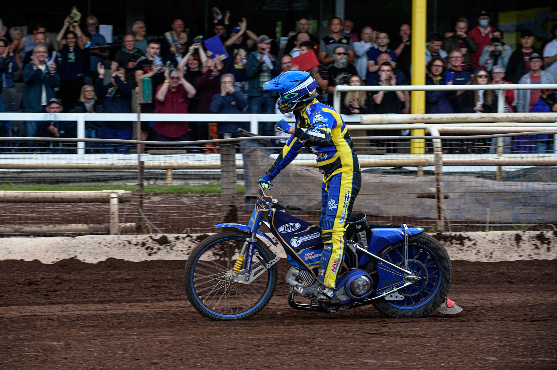 SHEFFIELD, UK. JULY 1ST     Kyle Howarth  acknowledges the fans after his first home heat win of the season during the SGB Premiership match between Sheffield Tigers and Belle Vue Aces at Owlerton Stadium, Sheffield on Thursday 1st July 2021. (Credit: Ian Charles | MI News)