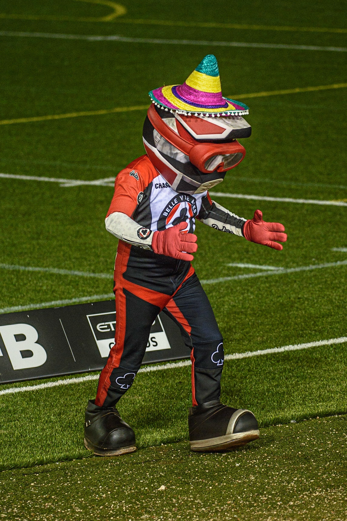 MANCHESTER, UK. OCT 7TH  Belle Vue BikeRight Aces  Mascot Chase The Ace entertains the crowd during the SGB Premiership Play off Semi-Final Second Leg between Belle Vue Aces and Sheffield Tigers at the National Speedway Stadium, Manchester on Thursday 7th October 2021. (Credit: Ian Charles | MI News)