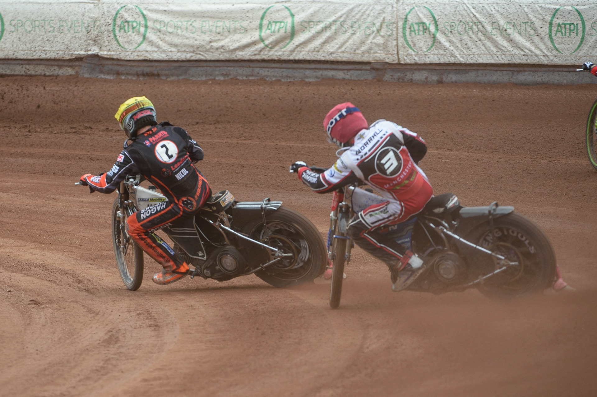 MANCHESTER, UK. AUGUST 30TH Steve Worrall  (Red) chases Broc Nicol  (Yellow) during the SGB Premiership match between Belle Vue Aces and Wolverhampton Wolves at the National Speedway Stadium, Manchester on Monday 30th August 2021. (Credit: Ian Charles | MI News)
