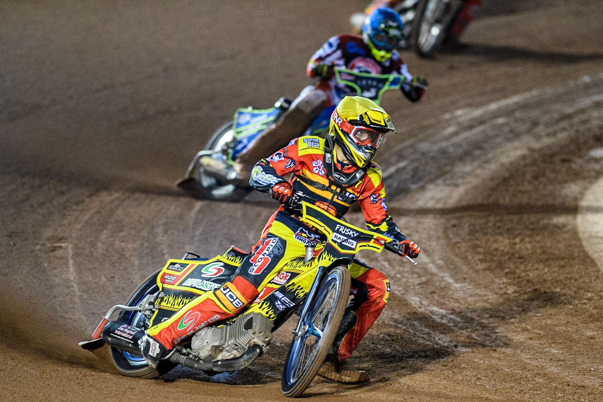 Max James (Yellow) leads  Luke Muff (Blue) during the National Development League match between Belle Vue Colts and Leicester Lion Cubs at the National Speedway Stadium, Manchester on Friday 8th September 2023. (Photo: Ian Charles | MI News)