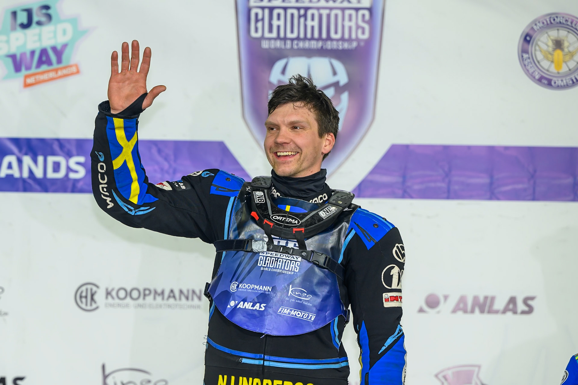 Meeting winner Niclas Svensson (192) of Sweden  during the FIM Ice Speedway Gladiators World Championship Final 3 at Ice Rink Thialf, Heerenveen on Saturday 11th April 2026. (Photo: Ian Charles | MI News)