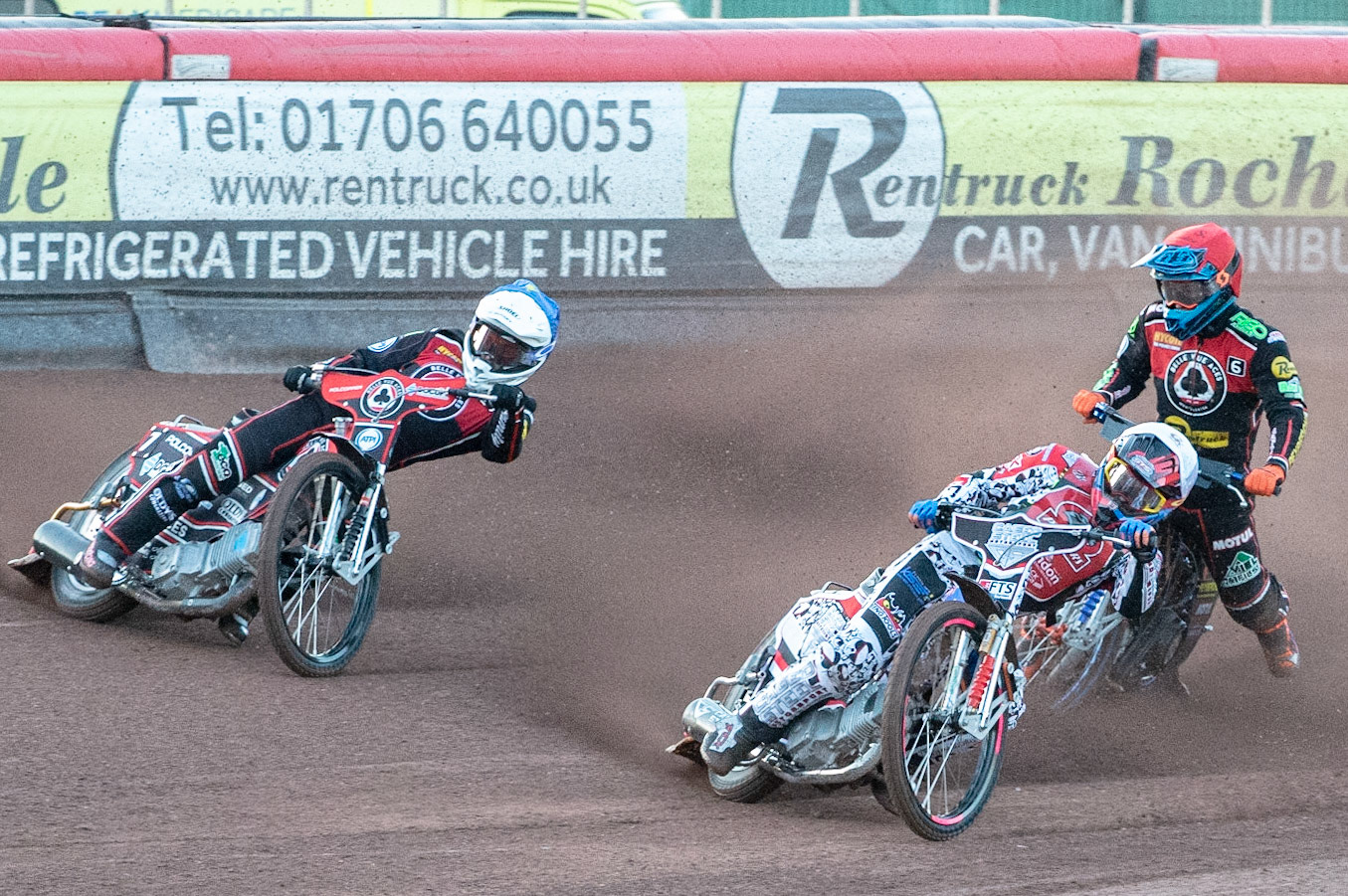 Photo by Ian Charles:

Aaron Summers (White) inside Jaimon Lidsey (Blue) as Dimitri Berge (Red) gets into difficulty

Belle Vue Aces v Peterborough Panthers, National Speedway Stadium, Manchester, Wednesday, 10, April, 2019