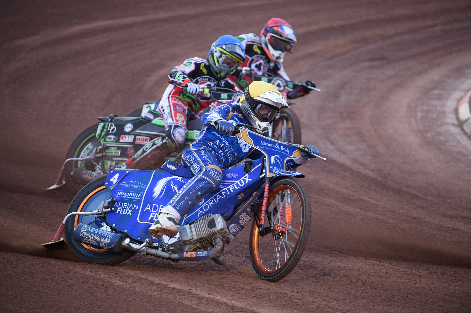 MANCHESTER, UK. AUGUST 23RD    Lewis Kerr   (Yellow) leads Charles Wright  (Blue) and Steve Worrall  (Red) during the SGB Premiership match between Belle Vue Aces and King's Lynn Stars at the National Speedway Stadium, Manchester on Monday 23rd August 2021. (Credit: Ian Charles | MI News)