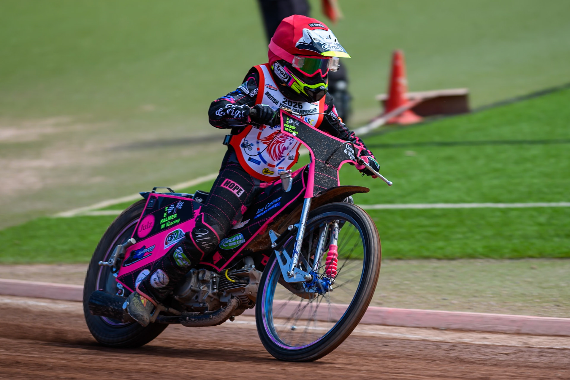125cc SUPPORT CLASS Jessica Cox (61) in action during the British Youth Championship (125cc) at the National Speedway Stadium, Manchester on Sunday 19th July 2026. (Photo: Ian Charles | MI News)