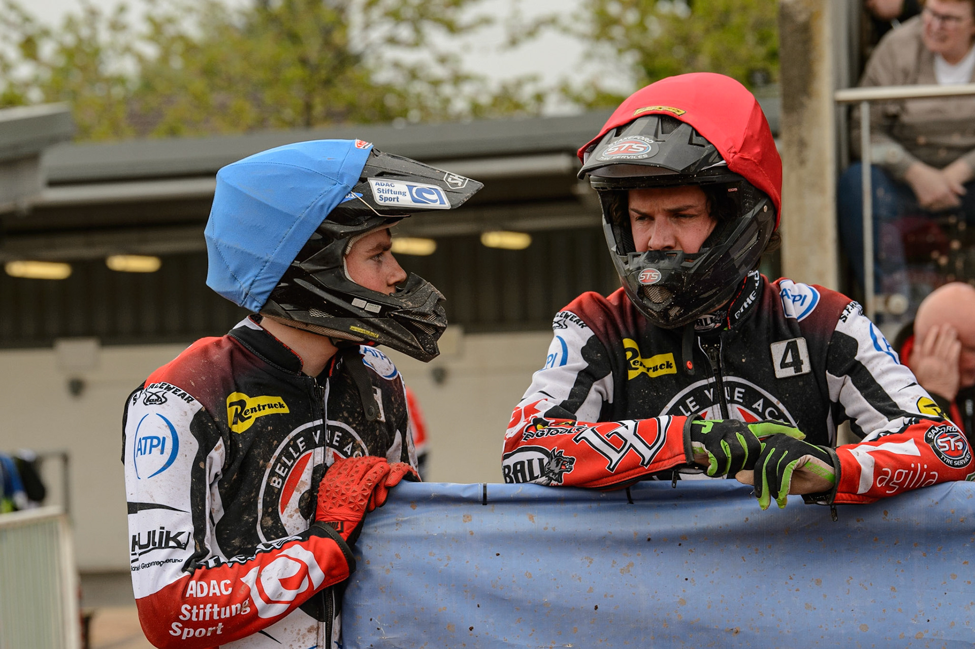 MANCHESTER, UK. MAY 2ND Norick Blödorn  (left) chats with Charles Wright   during the SGB Premiership match between Belle Vue Aces and Peterborough at the National Speedway Stadium, Manchester on Monday 2nd May 2022. (Credit: Ian Charles | MI News)