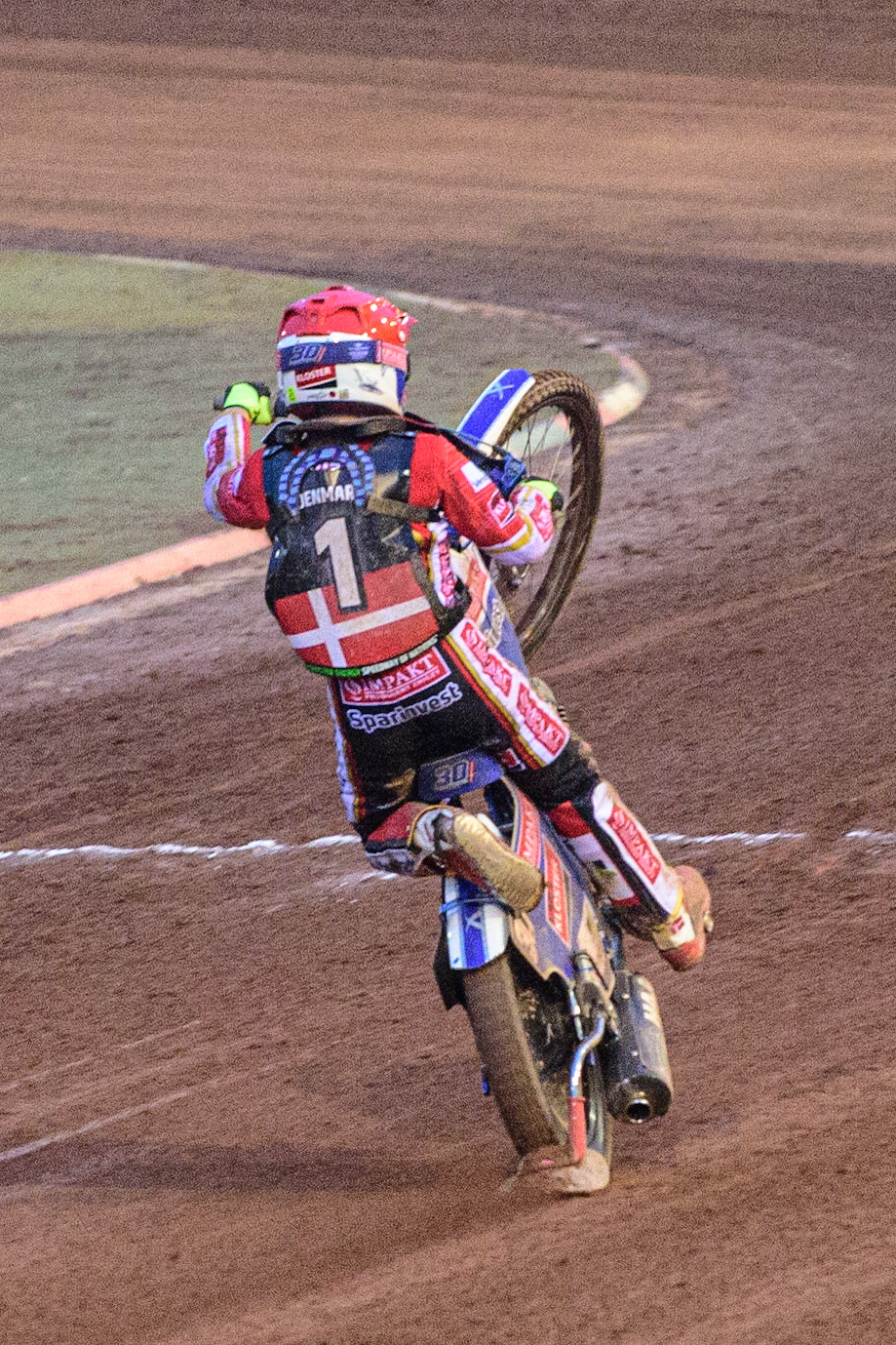 MANCHESTER, UK. OCT 17TH Leon Madsen of Denmark wheelies during the Monster Energy FIM Speedway of Nations at the National Speedway Stadium, Manchester on Sunday  17th October 2021. (Credit: Ian Charles | MI News)