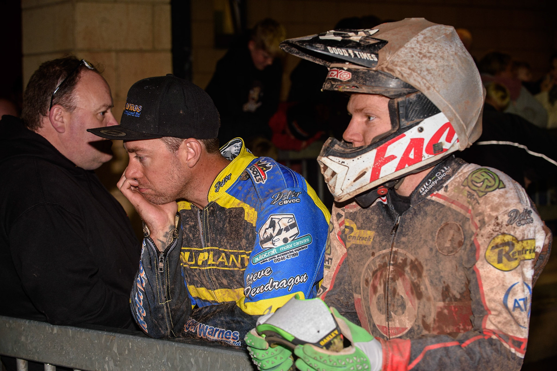 SHEFFIELD, UK. OCT 4THA fed up Troy Batchelor  with Dan Bewley  during the SGB Premiership Semi Final Playoff 1st Leg between Sheffield Tigers and Belle Vue Aces at Owlerton Stadium, Sheffield on Monday 4th October 2021. (Credit: Ian Charles | MI News)