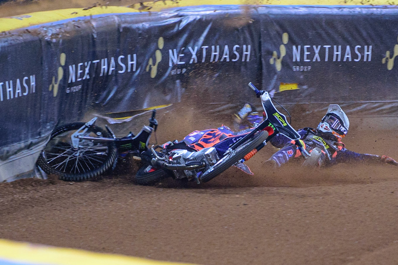 Andžejs Ļebedevs (29) (White) collides with Jason Doyle (69) (Yellow) on the opening turn during the FIM  Speedway Grand Prix of Great Britain at the Principality Stadium, Cardiff on Saturday 13th August 2022. (Credit: Ian Charles | MI News