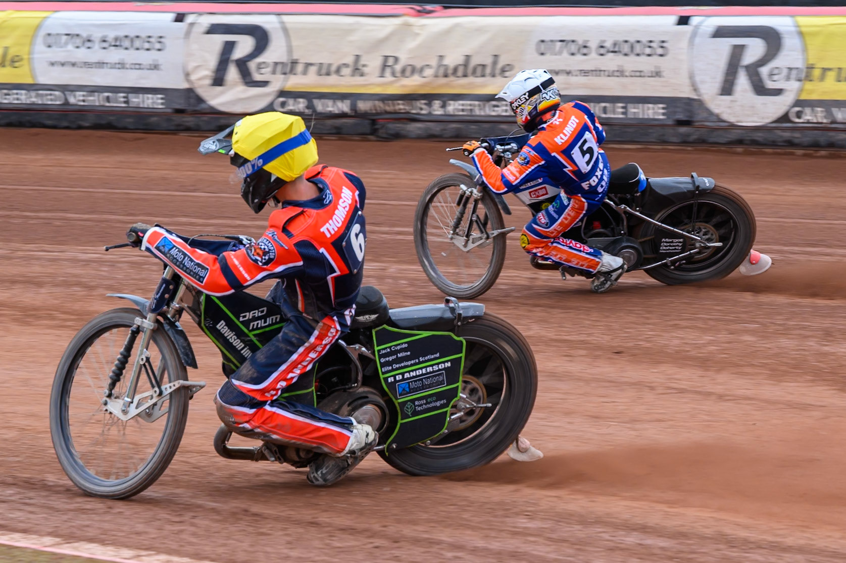 Kye Thomson of Northampton Foxes in Yellow rides inside Nicolai Klindt of Northampton Foxes in White during the Rowe Motor Oil Premiership match between Belle Vue Aces and Northampton Foxes at the National Speedway Stadium, Manchester on Monday 4th May 2026. (Photo: Ian Charles | MI News)