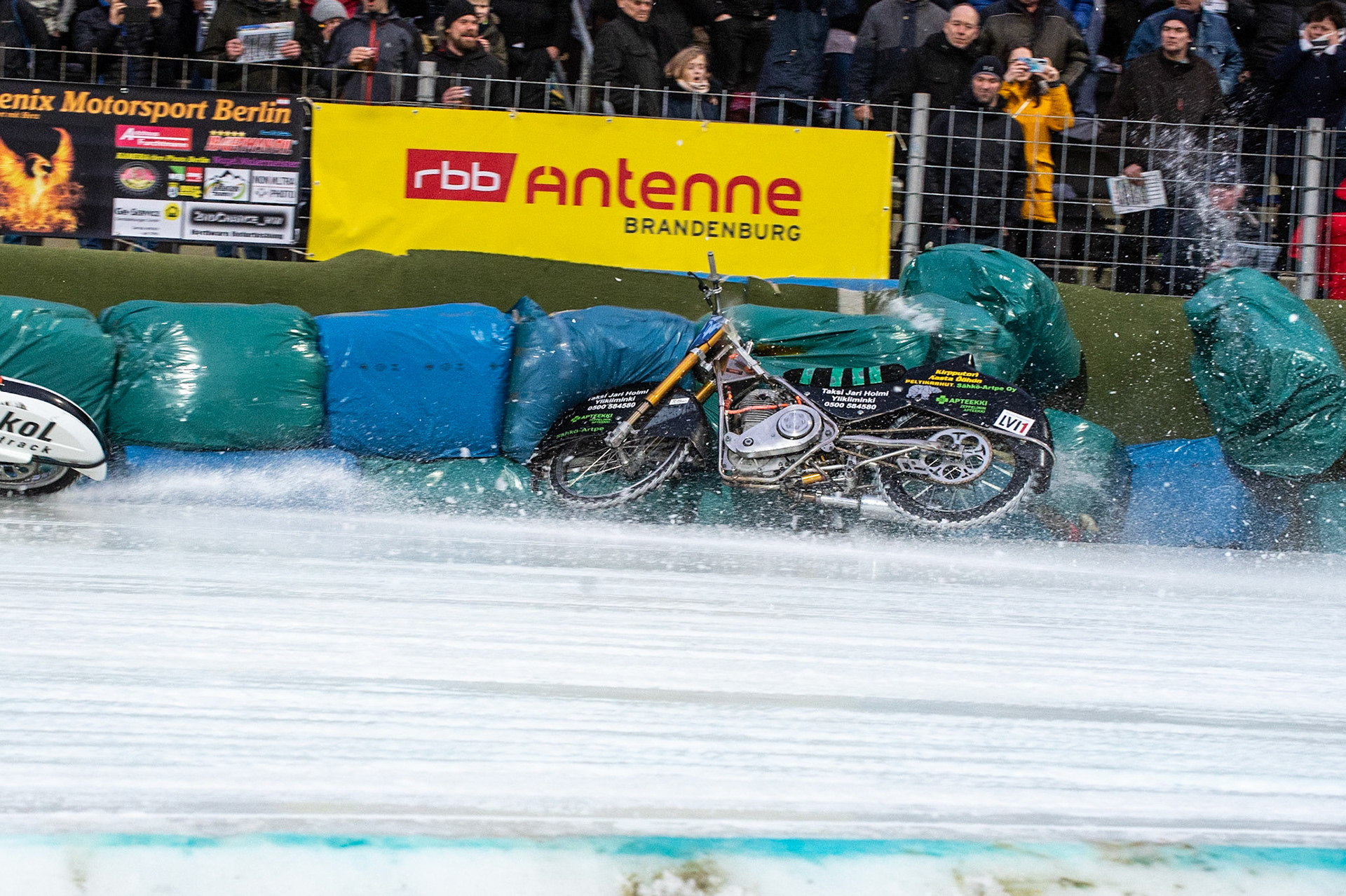 BERLIN GERMANY  - February 29  Matti Isoaho (Red) of Finland collides with Vladimir Cheblokov (Yellow) of Kazakhstan during theIce Speedway of Nations (Day 1) at the Horst-Dohm-Eisstadion, Berlin,  on Saturday 29 February 2020. (Credit: Ian Charles | MI News)