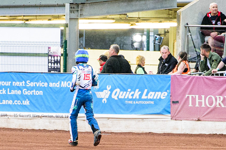 Danny King  runs back to the pits for his second bike after his first bike broke down on the start line during the Sports Insure British Speedway Championship Final at the National Speedway Stadium, Bellevue, Manchester, England on Monday 1st August 2022. (Photo by: Ian Charles | MI News)