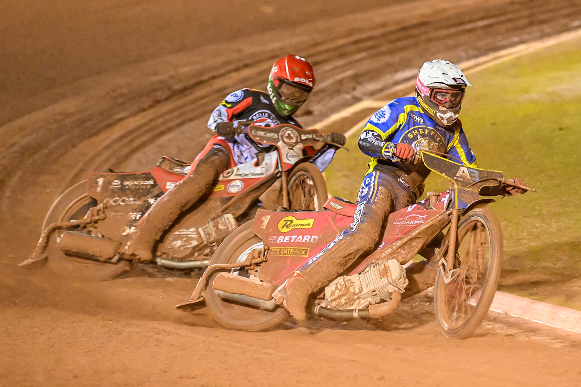 Max Fricke, Guest Rider for Sheffield Tigers  in White leading Brady Kurtz of Belle Vue Aces  in Red during the Rowe Motor Oil Premiership Grand Final 2nd Leg between Belle Vue Aces and Sheffield Tigers at the National Speedway Stadium, Manchester on Friday 16th October 2026. (Photo: Ian Charles | MI News)