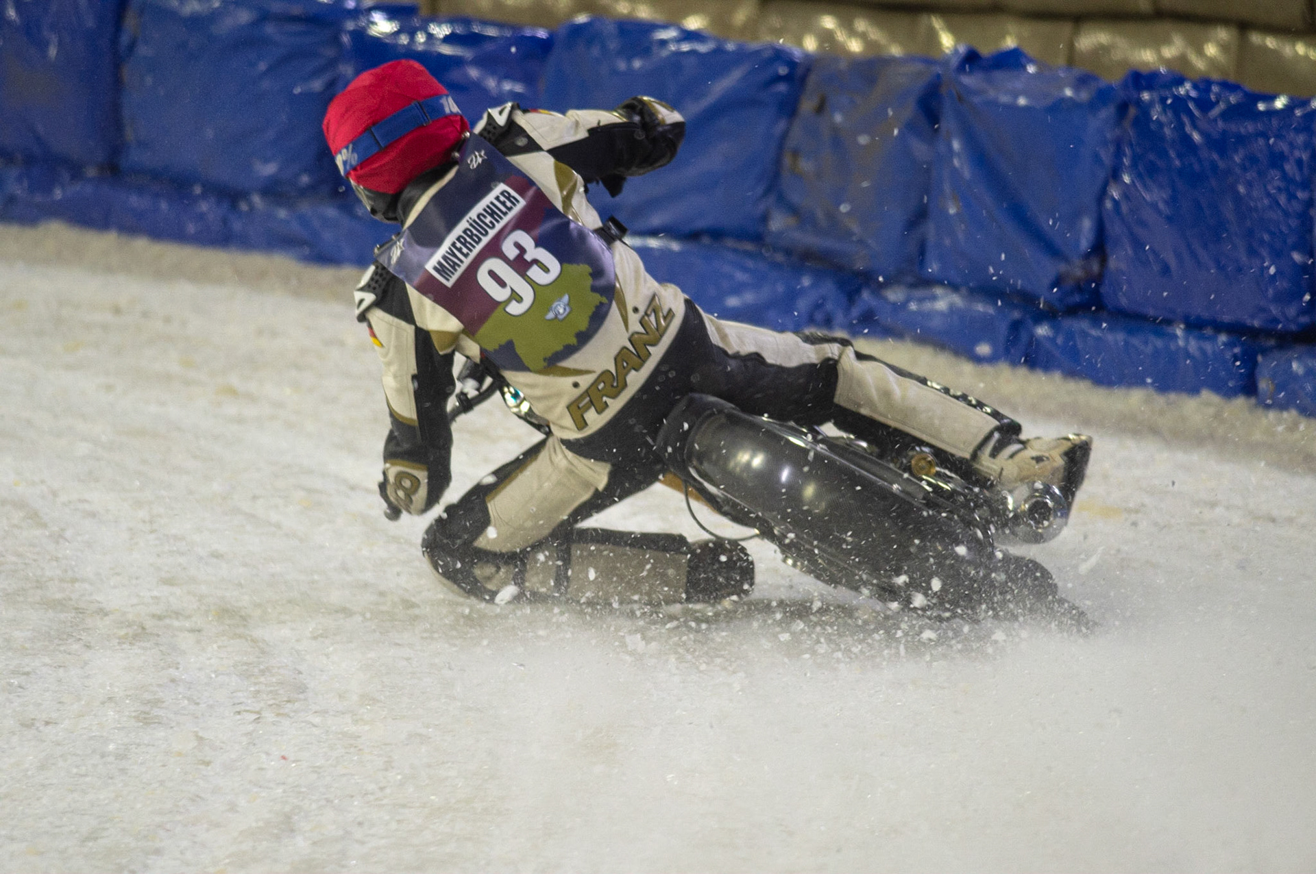 HEERENVEEN, NL. Franz Mayerbüchler (93) in action during the FIM Ice Speedway Gladiators World Championship Final 3 at Ice Rink Thialf, Heerenveen on Saturday  2 April 2022. (Credit: Ian Charles | MI News)