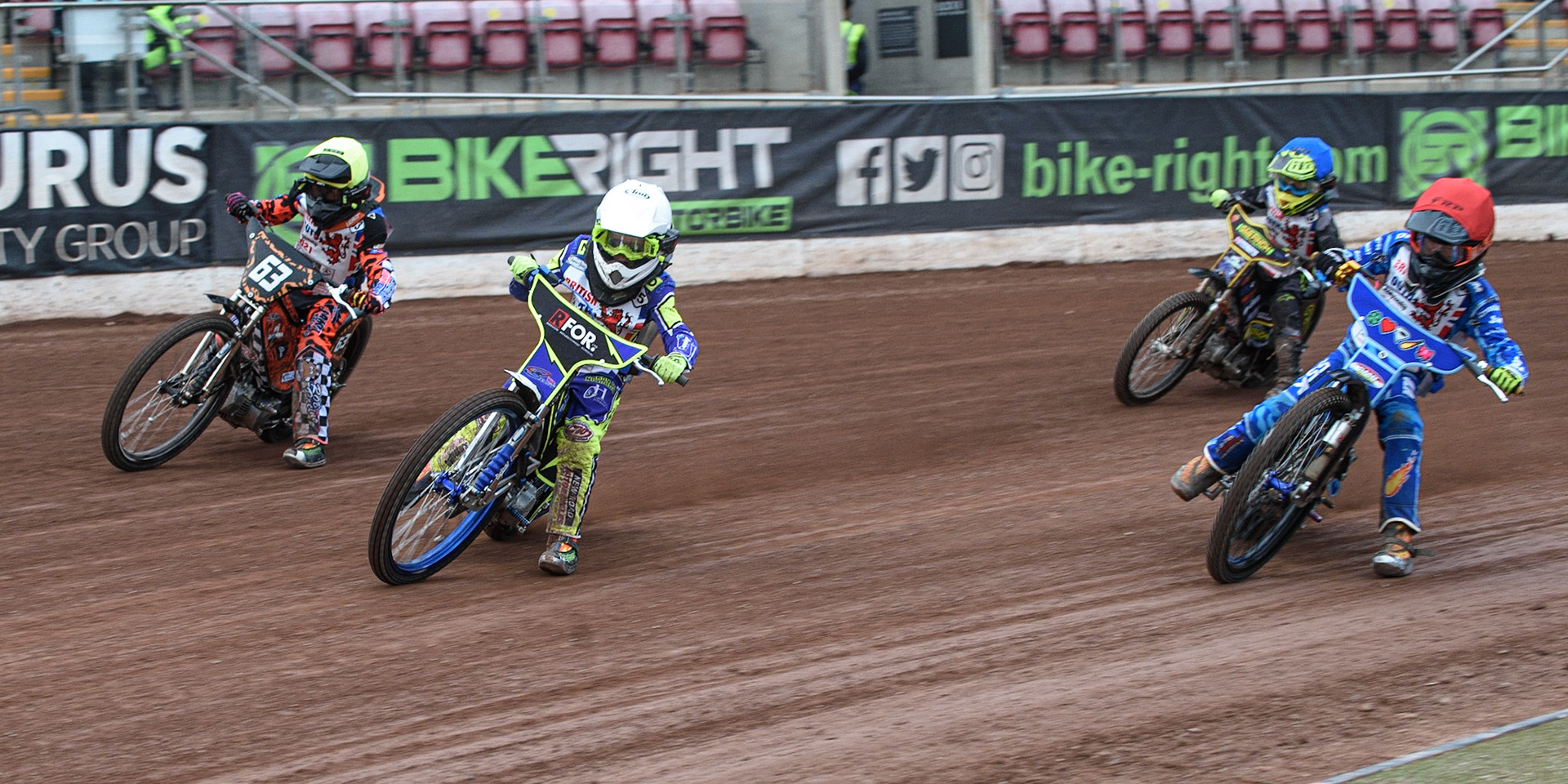 MANCHESTER, UK. AUGUST 2OTH   Oliver Bovingdon (White) leads Stene Pijper (Red), \and Cooper Rushen  (Yellow) with Archie Rolph  (Blue) behind at the National Speedway Stadium, Manchester on Friday 20th August 2021. (Credit: Ian Charles | MI News)