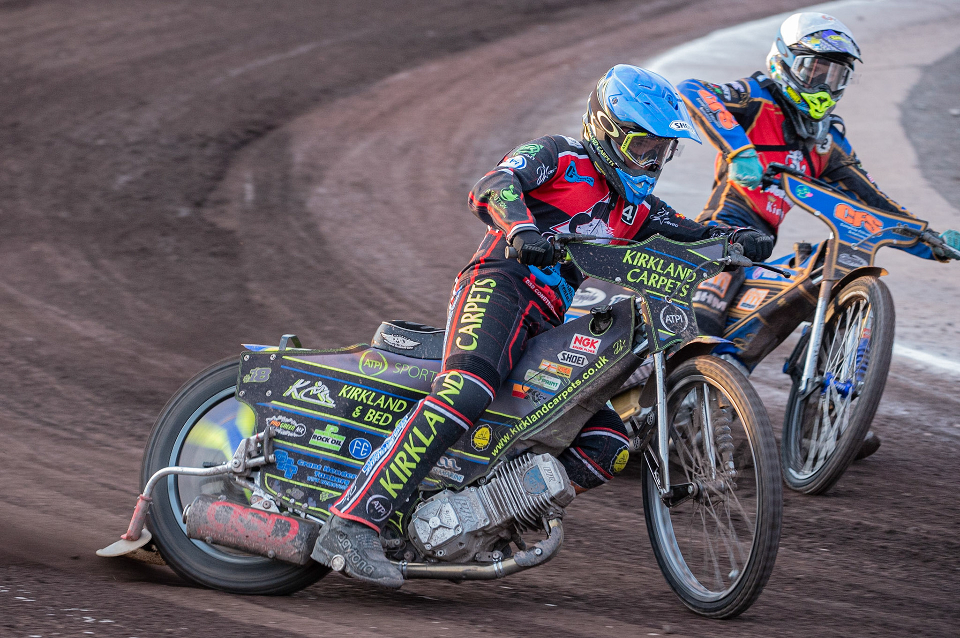 Photo: Ian Charles

Kyle Bickley (Blue) outside Anders Rowe (White)

National Development League 4 Team Tournament, Loomer Road Stadium, Stoke, Saturday 13 July  2019