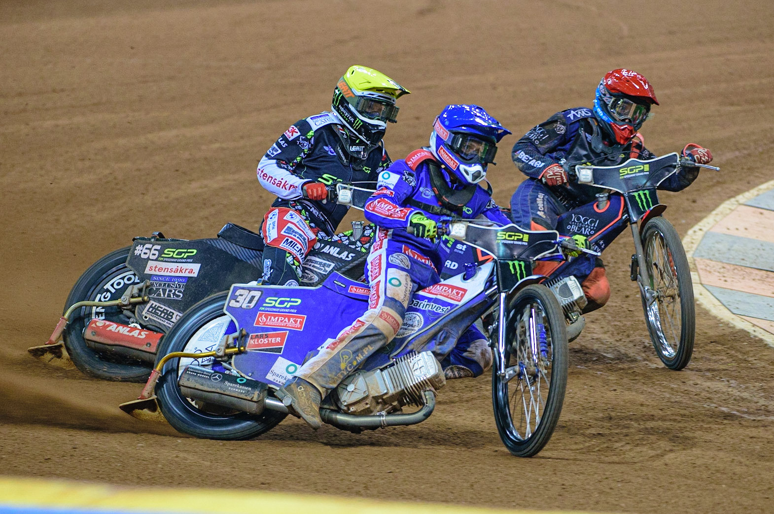 Leon Madsen (30) (Blue) outside Fredrik Lindgren (66) (Yellow) and Andžejs Ļebedevs (29) (Red) during the FIM  Speedway Grand Prix of Great Britain at the Principality Stadium, Cardiff on Saturday 13th August 2022. (Credit: Ian Charles | MI News