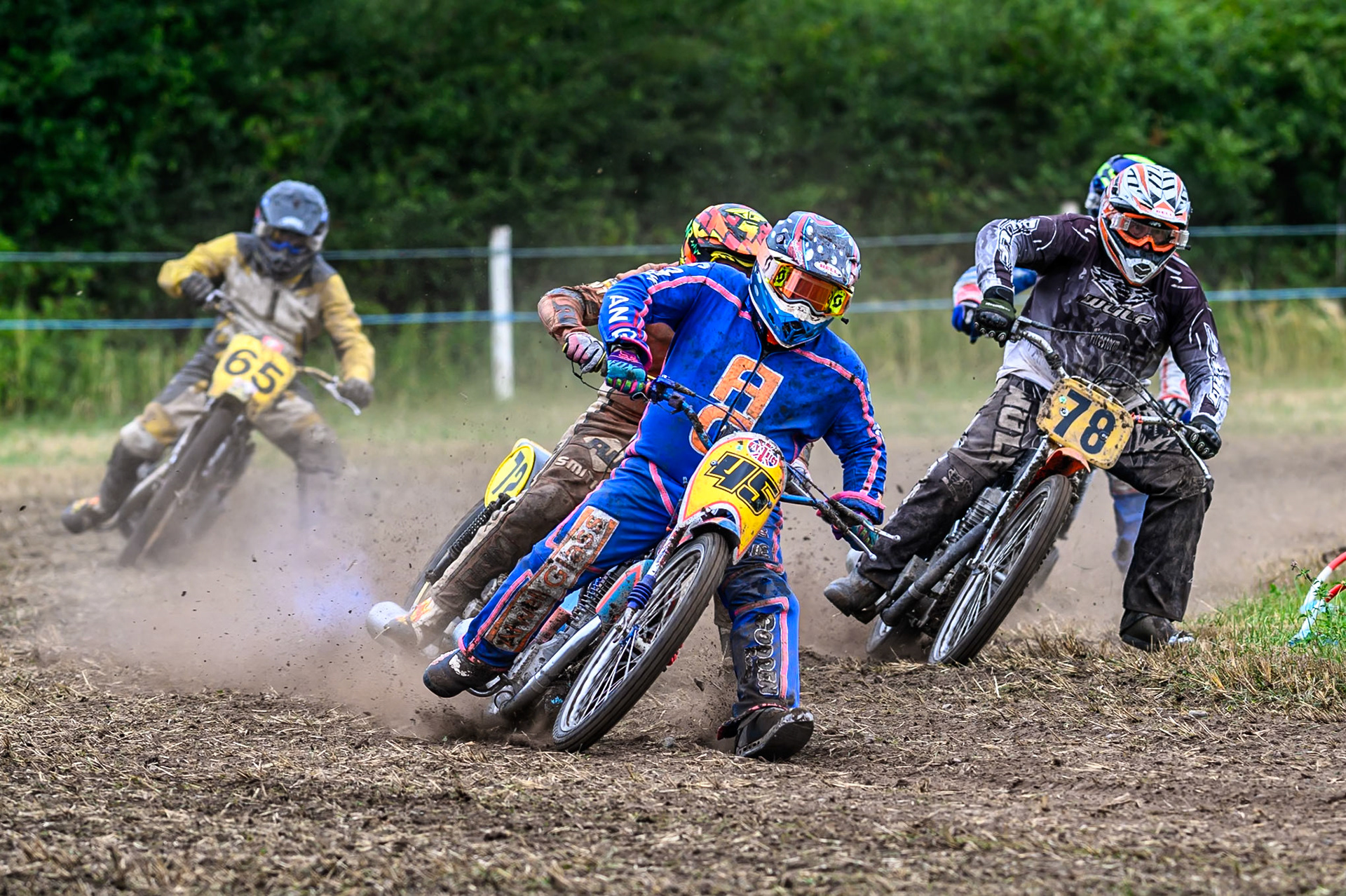 Shaun Bickley (45) leads the pack in the Upright Engine Class during the ACU Northern Grass Track Riders Championship at Cheshire Grass Track Club, Frog Lane, Knutsford, Cheshire on Sunday 20th July 2025. (Photo: Ian Charles | MI News)