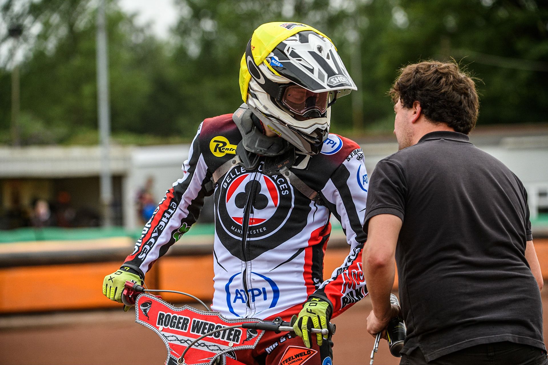 Connor Bailey (left) has a last minute check with his mechanic during the Sports Insure Premiership match between Wolverhampton Wolves and Belle Vue Aces at Monmore Green Stadium, Wolverhampton on Monday 10th July 2023. (Photo: Ian Charles | MI News)