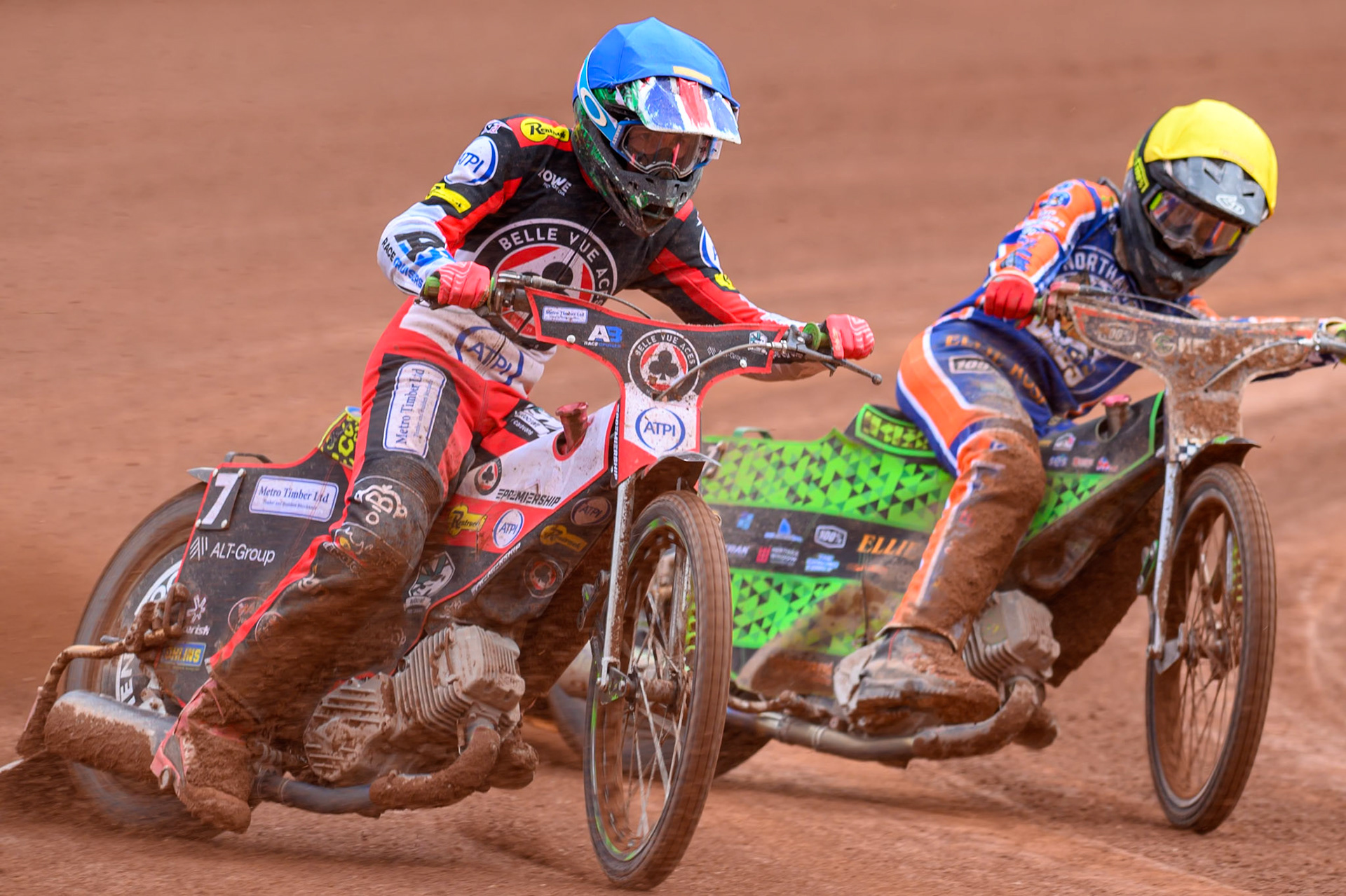 Will Cairns of Belle Vue Aces  in Blue rides outside Luke Harrison of Northampton Foxes  in Yellow during the Rowe Motor Oil Premiership match between Belle Vue Aces and Northampton Foxes at the National Speedway Stadium, Manchester on Monday 4th May 2026. (Photo: Ian Charles | MI News)