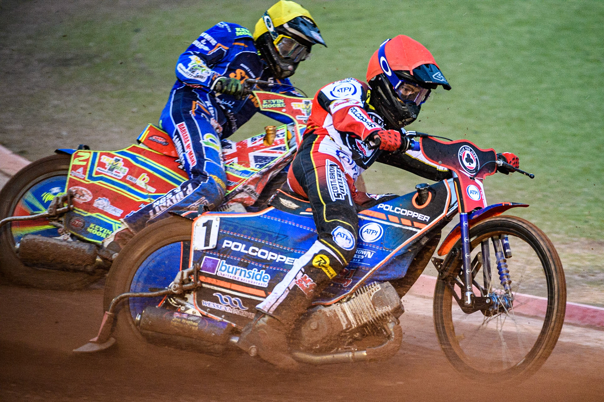Brady Kurtz (Red) outside Simon Lambert (Yellow) during the Sports Insure Premiership match between Belle Vue Aces and King's Lynn Stars at the National Speedway Stadium, Manchester on Monday 21st August 2023. (Photo: Ian Charles | MI News)