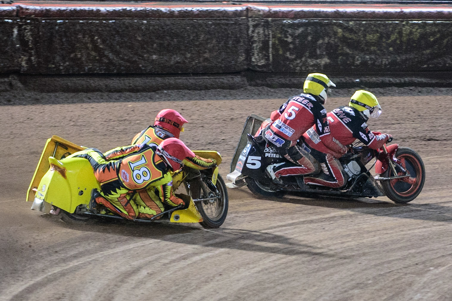 MANCHESTER, UK. OCT 30TH   Mick Stace &amp; Ryan Knowles  (Red) chases Mick Cave &amp; Bradley Steer  (Yellow) during the Manchester Masters Sidecar Speedway and Flat Track Racing at the National Speedway Stadium, Manchester on Saturday 30th October 2021. (Credit: Ian Charles | MI News)