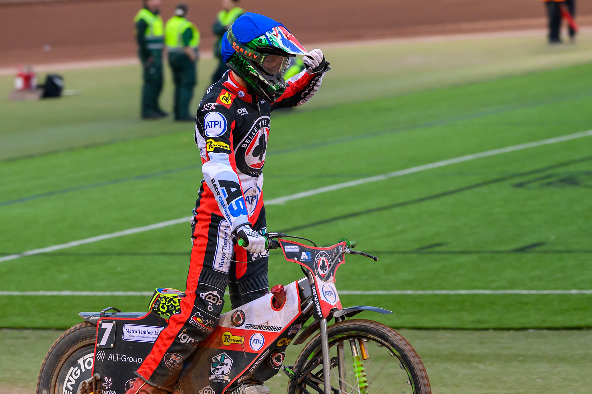 William Cairns of Belle Vue Aces waves to the fans after heat 8 during the Rowe Motor Oil Premiership match between Belle Vue Aces and King's Lynn Stars at the National Speedway Stadium, Manchester on Monday 29th June 2026. (Photo: Ian Charles | MI News)