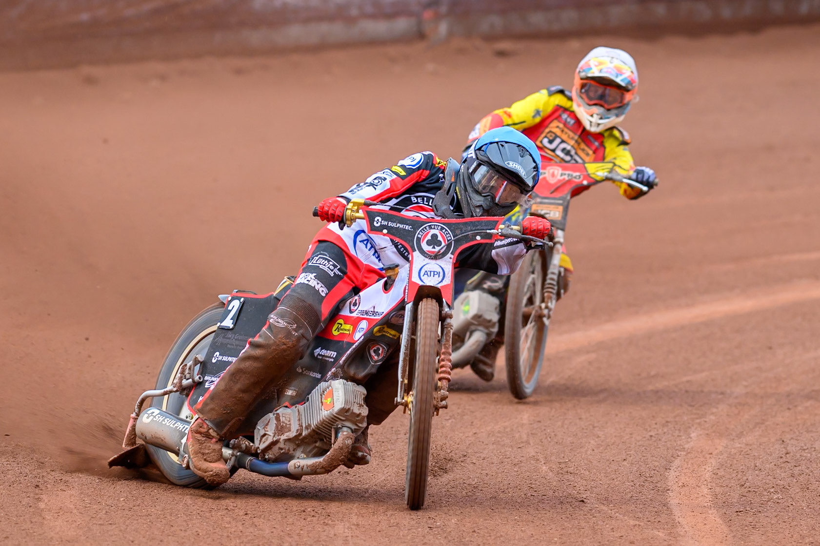 Norick Blödorn of Belle Vue Aces in Blue leading Nick Morris of Leicester Lions in White during the Rowe Motor Oil Premiership match between Belle Vue Aces and Leicester Lions at the National Speedway Stadium, Manchester on Monday 15th June 2026. (Photo: Ian Charles | MI News)