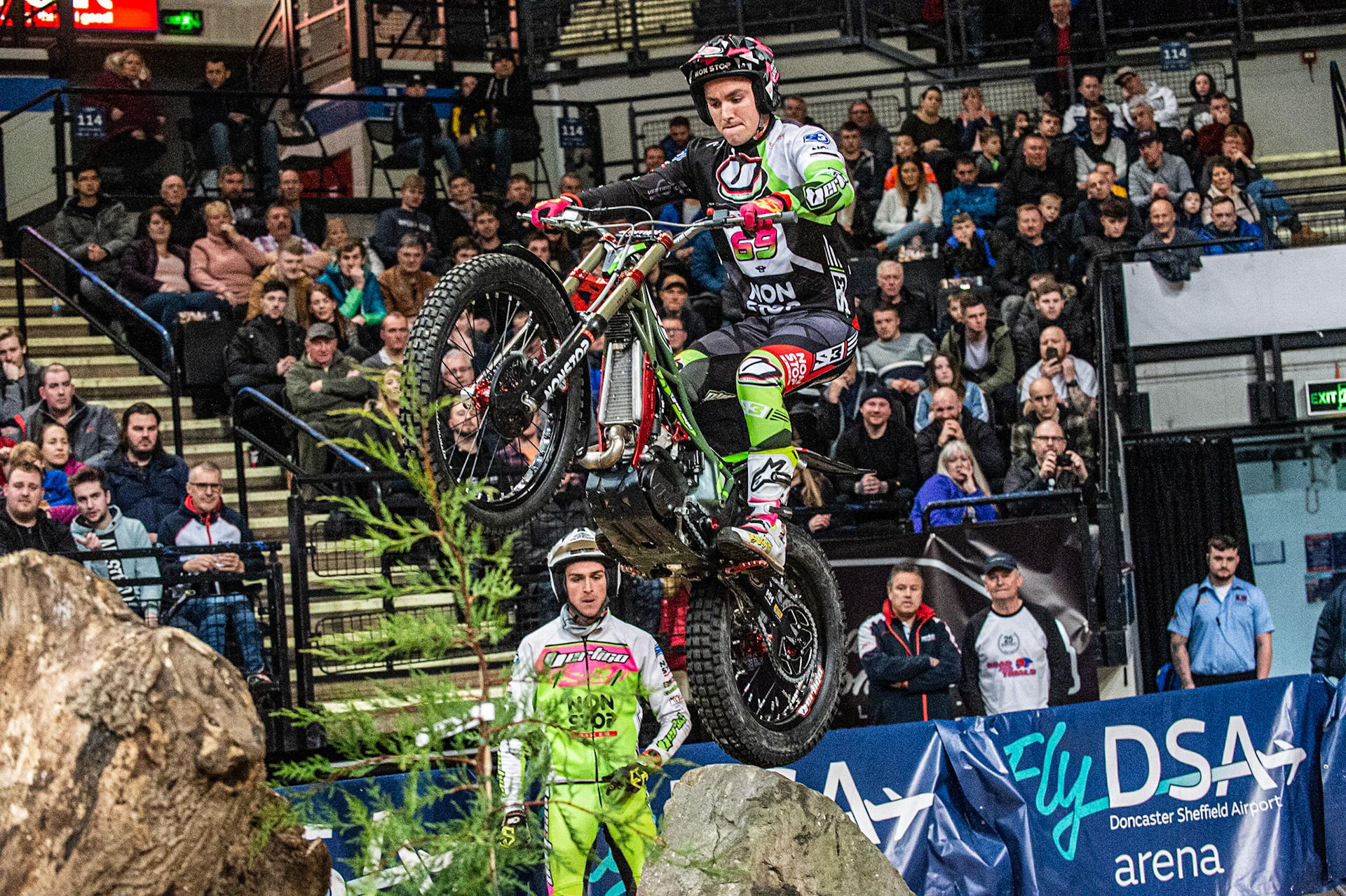 SHEFFIELD, ENGLAND  - DECEMBER 28TH  Jamie Busto, Spain (Vertigo) on Section 4  during the 25th Anniversary Sheffield Indoor Trial at the FlyDSA Arena, Sheffield on Saturday 28th December 2019. (Credit: Ian Charles | MI News)