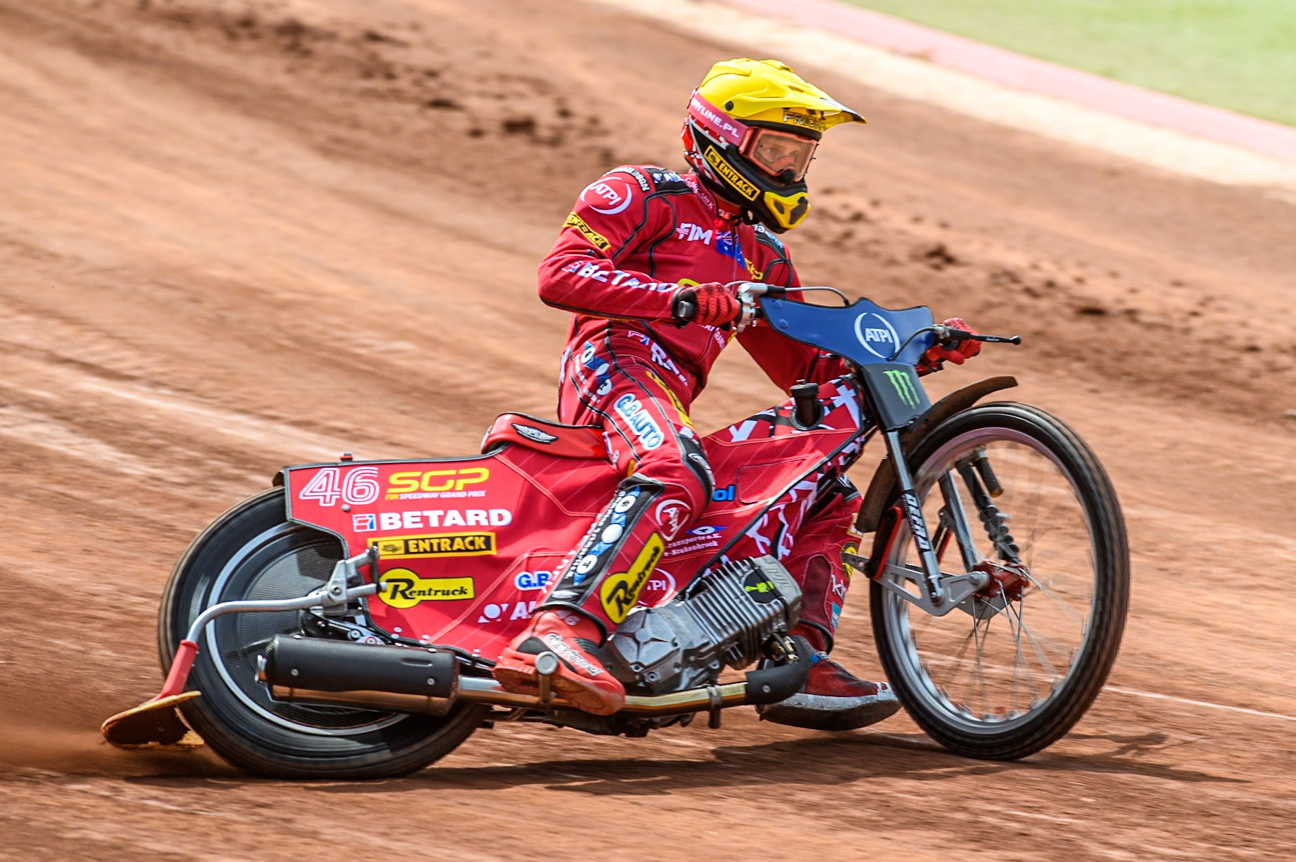 Max Fricke (46) of Australia in the qualifying session during the ATPI FIM Speedway Grand Prix Round 4 at the National Speedway Stadium, Manchester, on Friday 6th June 2025. (Photo: Ian Charles | MI News)