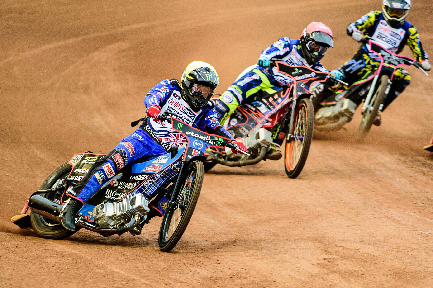 Dan Bewley  (Yellow) leads Scott Nicholls  (Red) and Leon Flint  (White) during the Sports Insure British Speedway Championship Final at the National Speedway Stadium, Bellevue, Manchester, England on Monday 1st August 2022. (Photo by: Ian Charles | MI News)