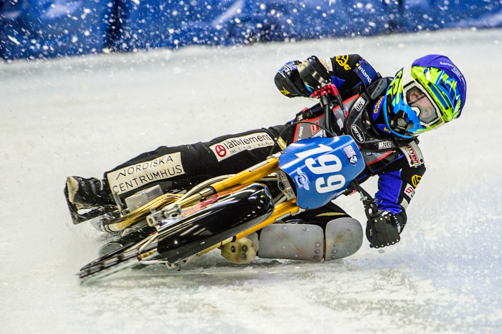 Martin Haarahiltunen (199) in action during the Ice Speedway Gladiators World Championship Final 2 at Max-Aicher-Arena, Inzell, Germany on Sunday 19th March 2023. (Photo: Ian Charles | MI News)