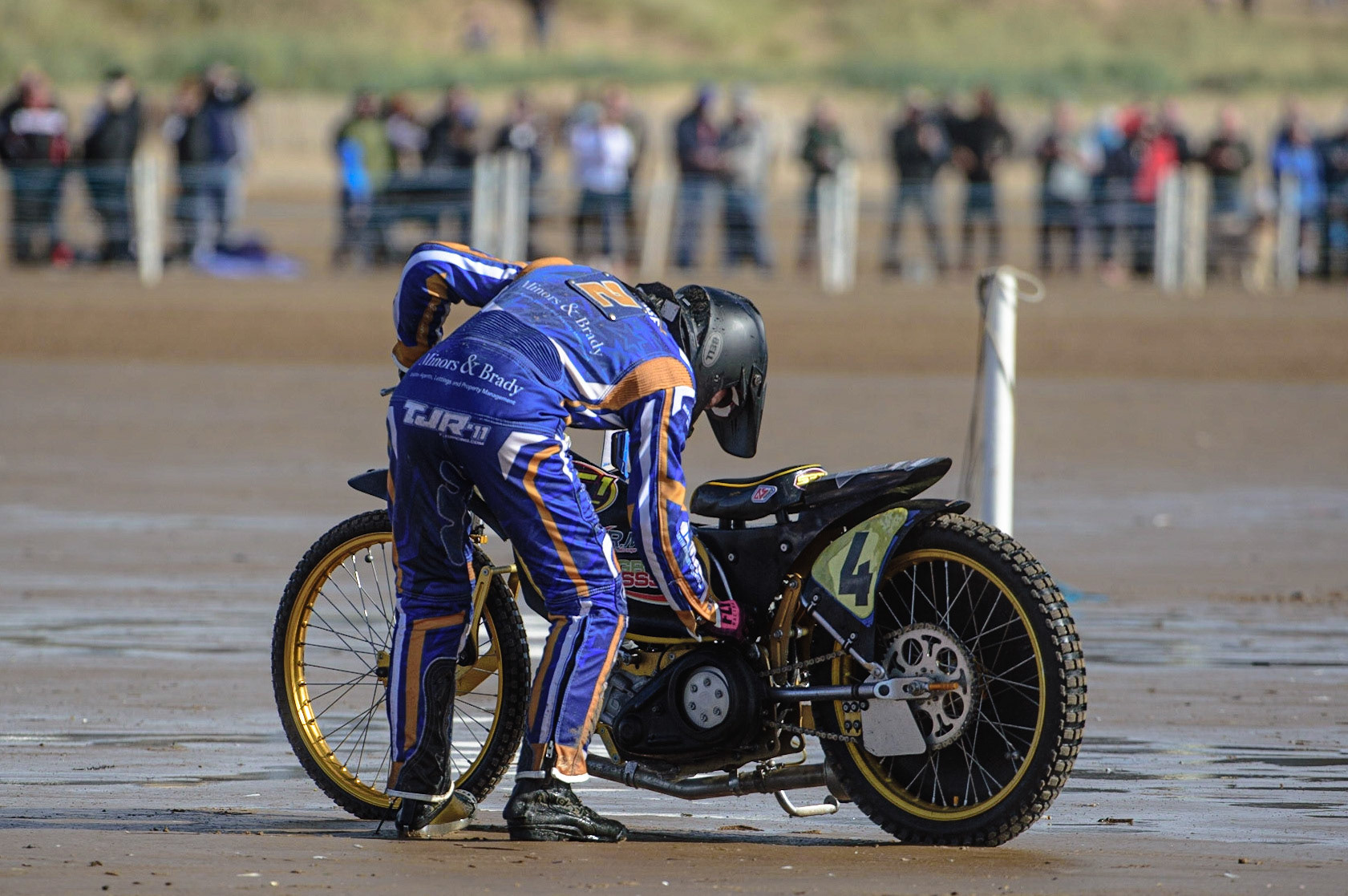 Thomas Jorgensen (4) after the salt water caused another breakdown during the Fylde ACU British Sand Racing Masters Championship on  Sunday 2nd October 2022. (Credit: Ian Charles | MI News)